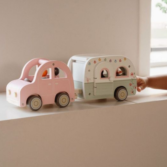Speelgoed auto met caravan