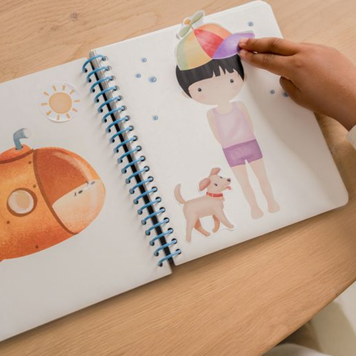 Aankleed- en stickerboek Jim & Friends