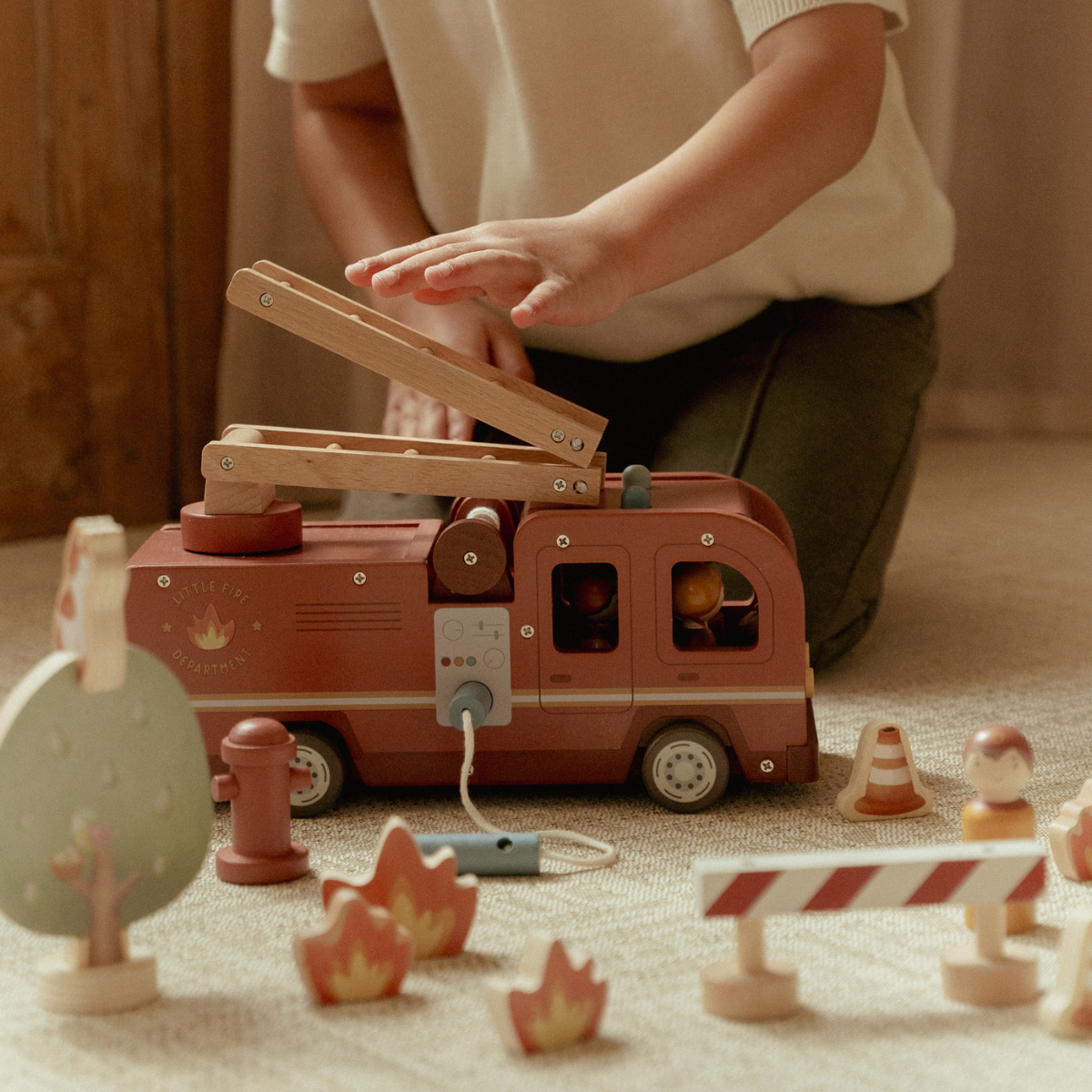 Houten brandweerwagen set