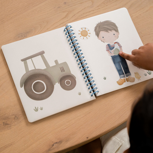 Aankleed- en stickerboek Jim & Friends