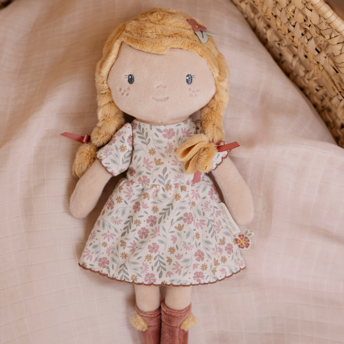 Knuffelpop Julia - 35 cm