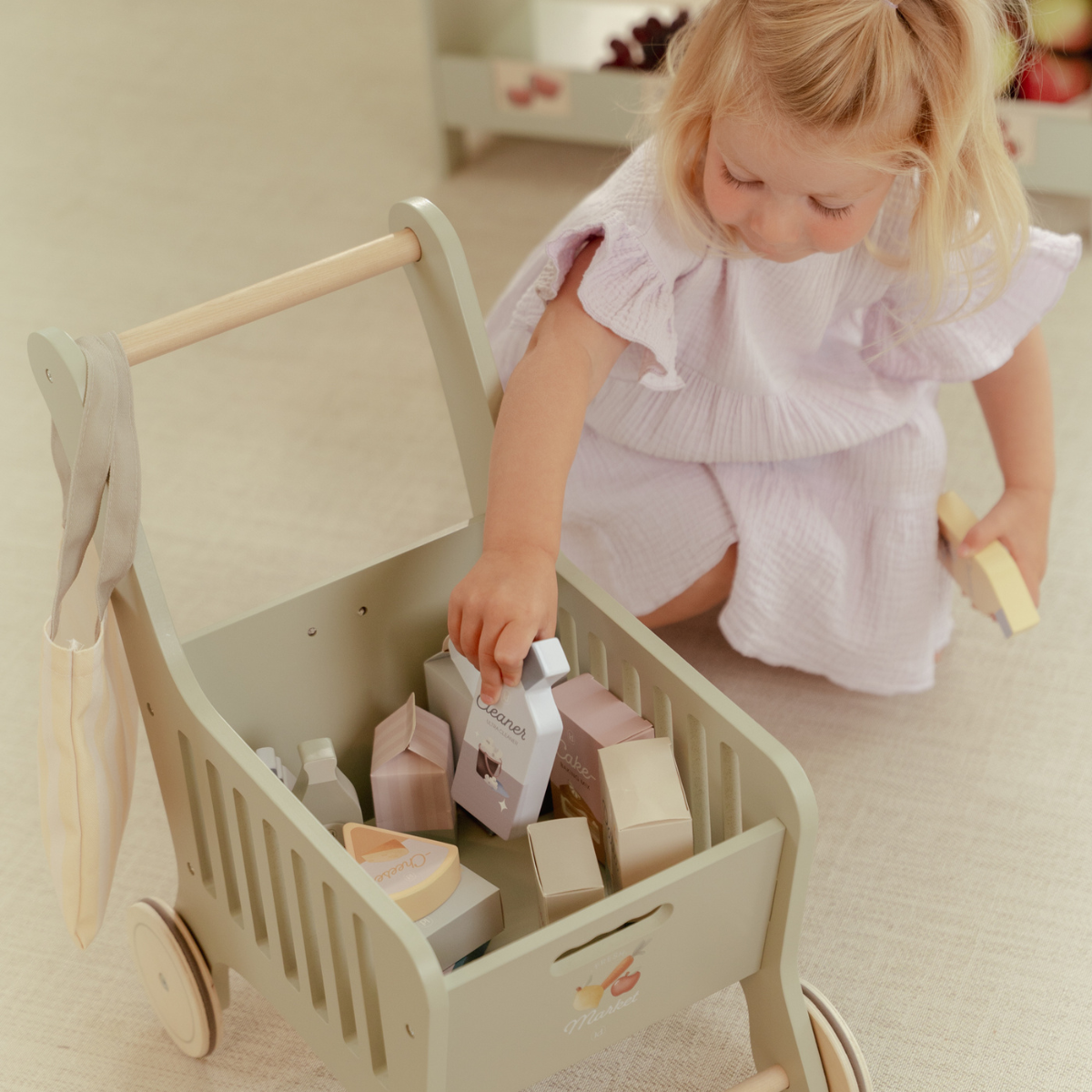 Houten winkelwagen