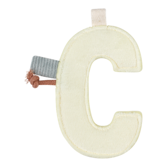 Little Dutch letter C